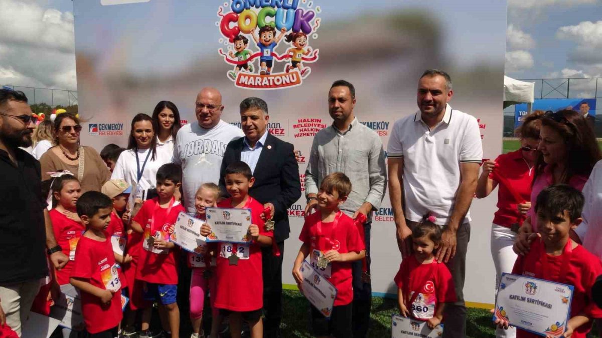 Çekmeköy’de çocukların maraton heyecanı