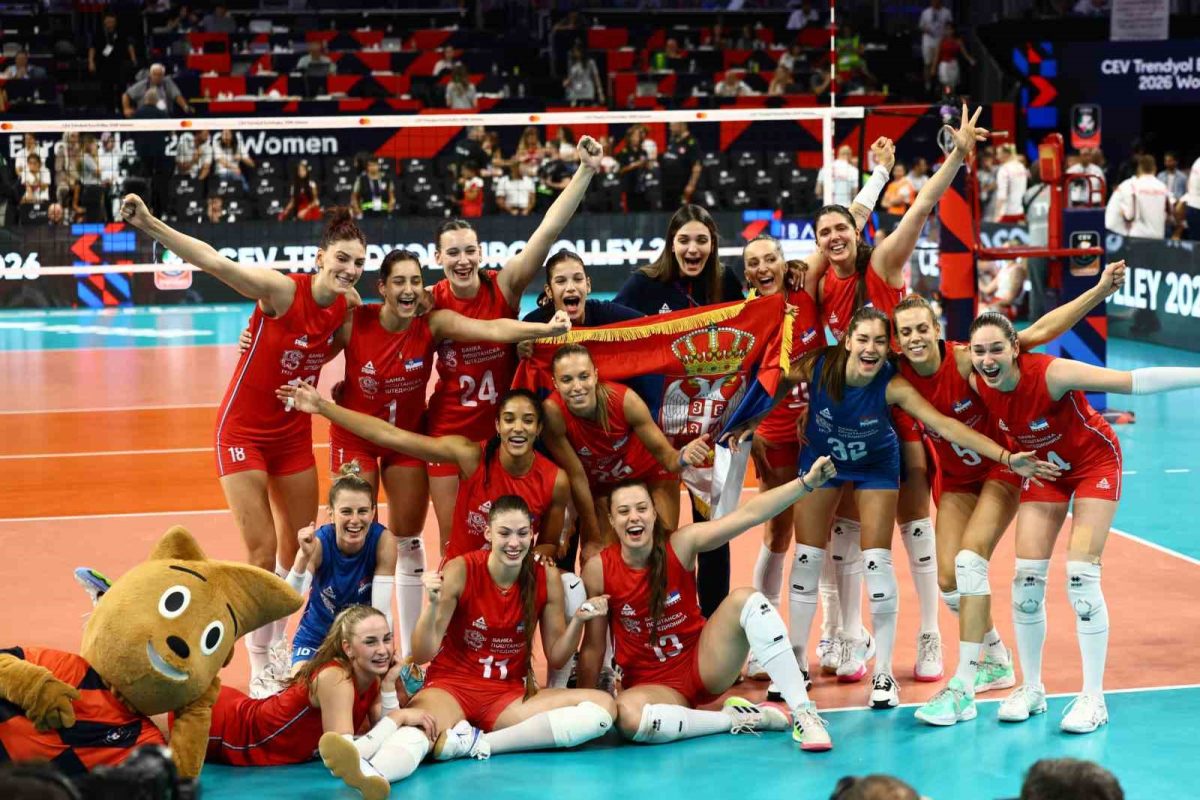 CEV Avrupa Şampiyonası’nda bronz madalya Sırbistan’ın oldu - Foto 8