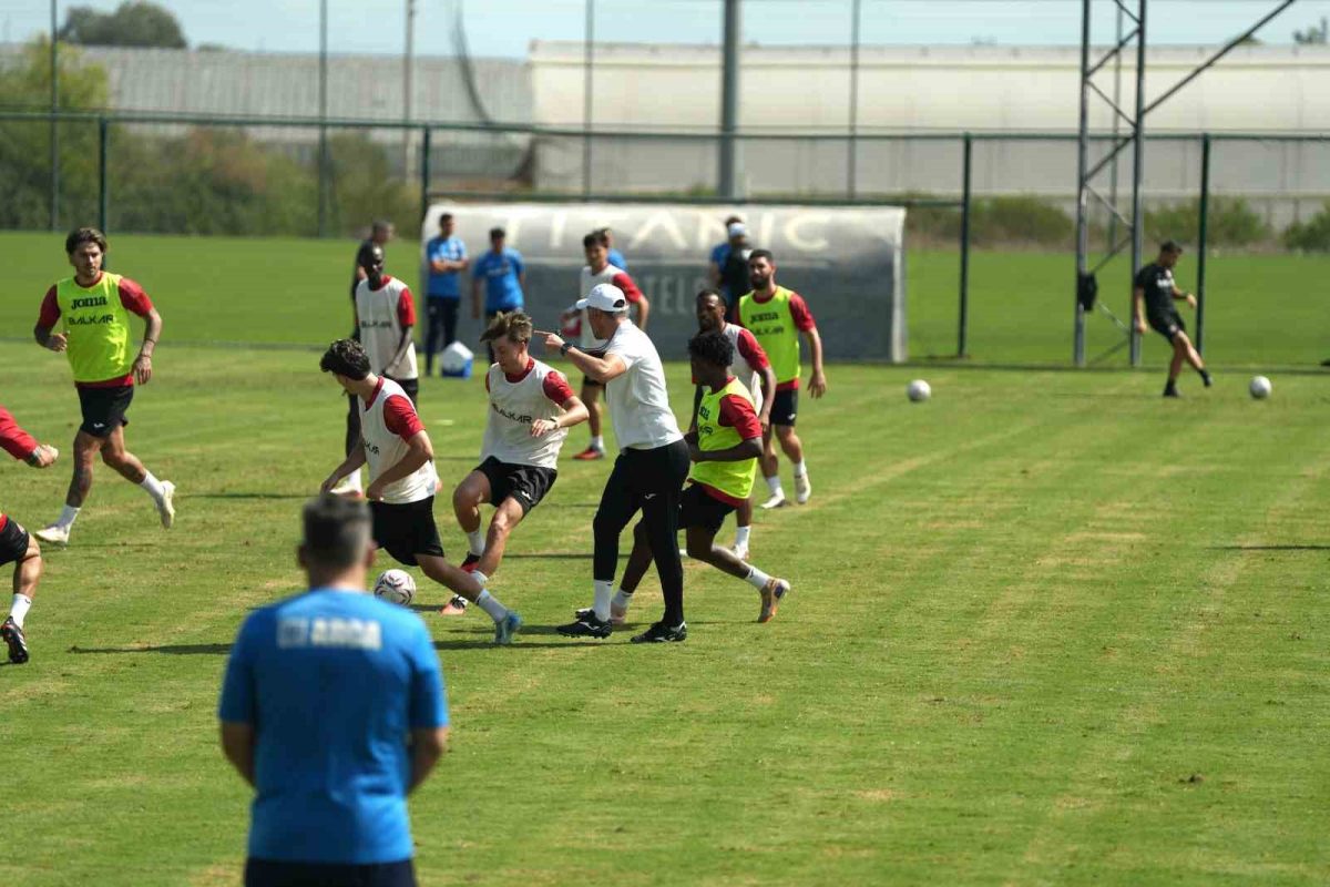 Çorum FK günün ilk antrenmanını tamamladı - Foto 2