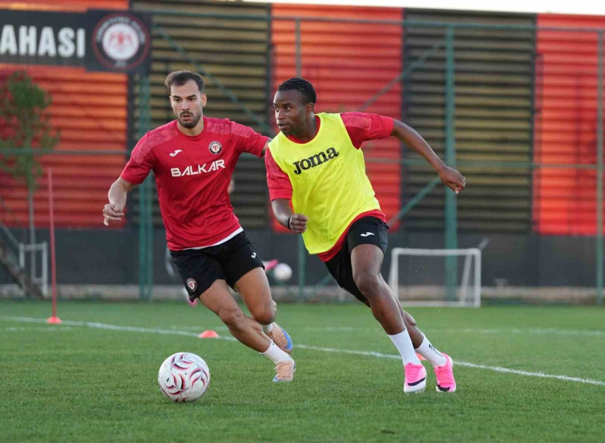 Çorum FK, Samsunspor maçı hazırlıklarına başladı - Foto 3