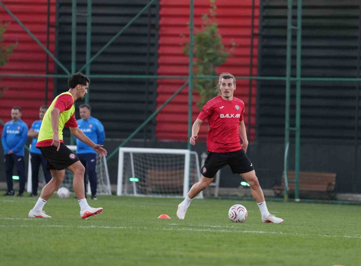 Çorum FK, Samsunspor maçı hazırlıklarına başladı - Foto 5