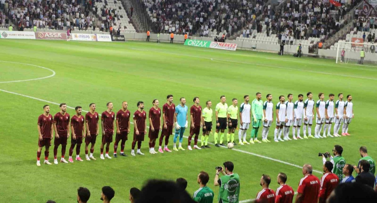 Elazığspor - Çorluspor 1947 maçı hakemleri açıklandı