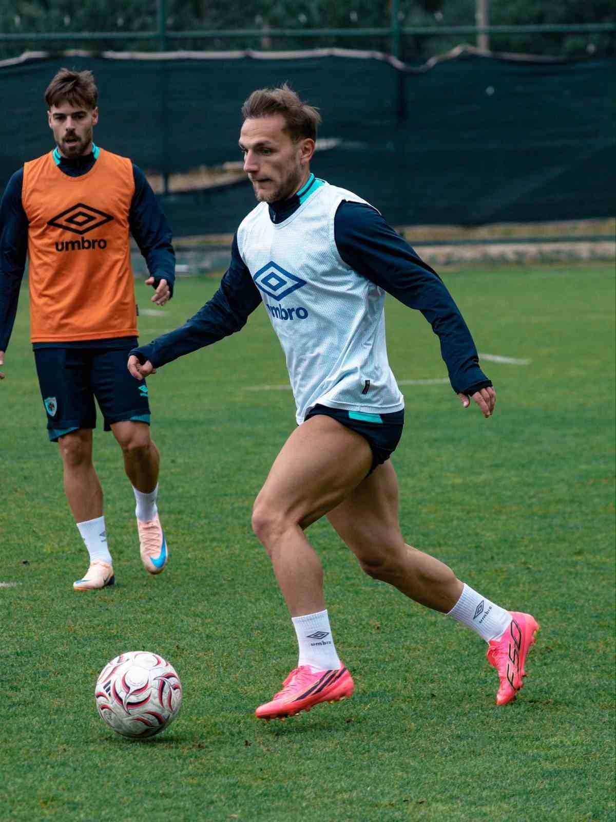 Erzurumspor FK, Beşiktaş maçının hazırlıklarına başladı - Foto 7