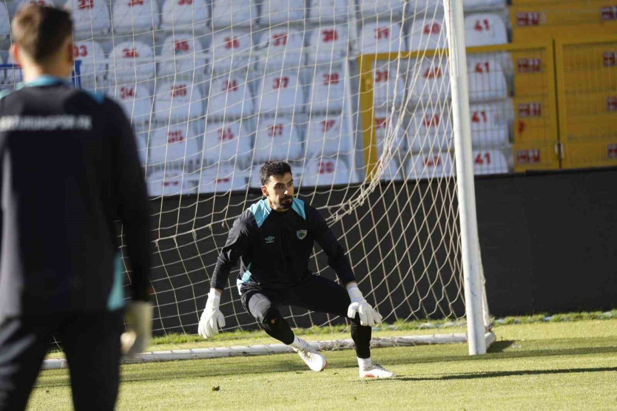 Erzurumspor FK, Beşiktaş maçının hazırlıklarına devam etti - Foto 3