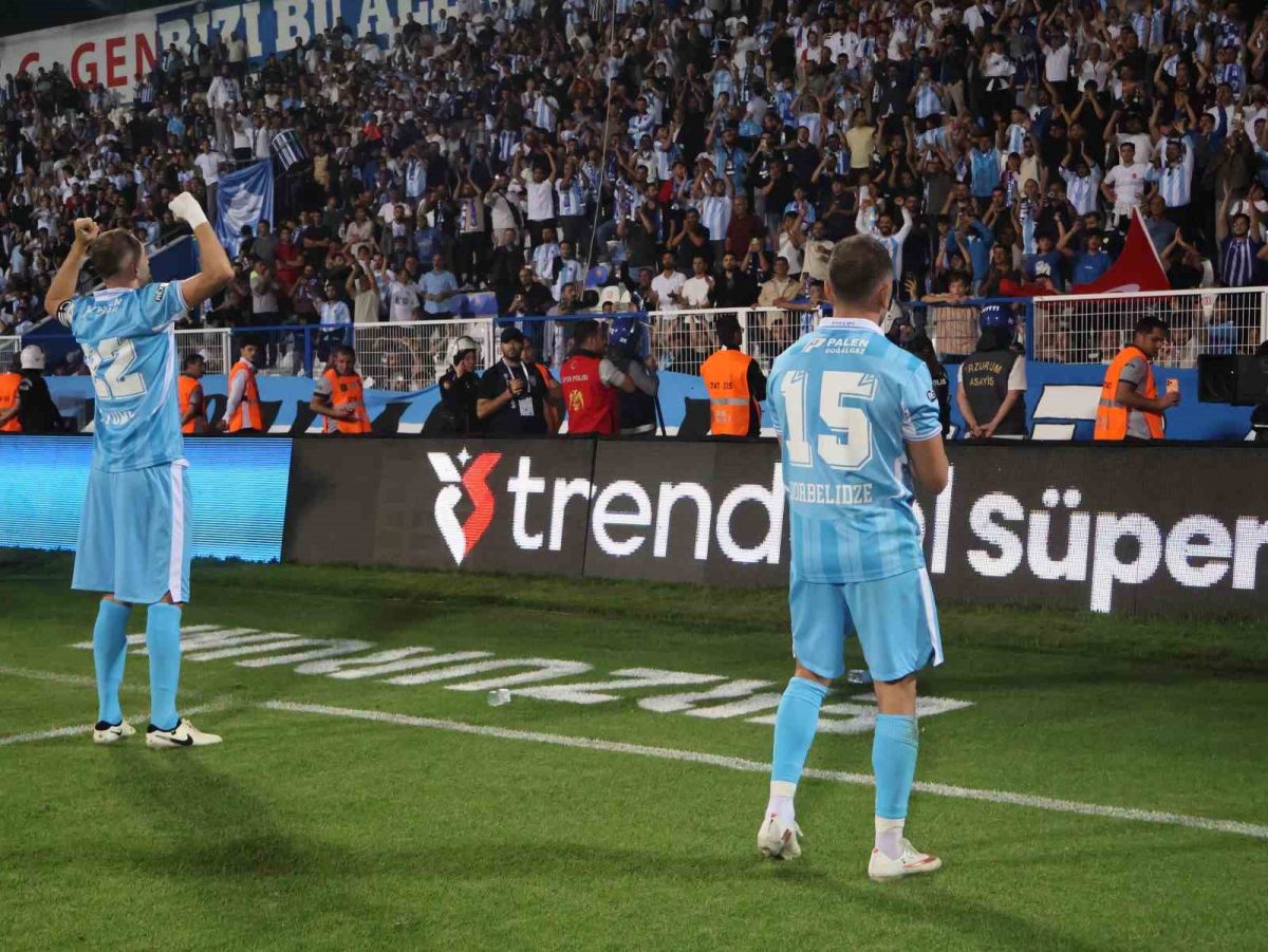 Erzurumspor FK’dan tarihi galibiyet - Foto 2