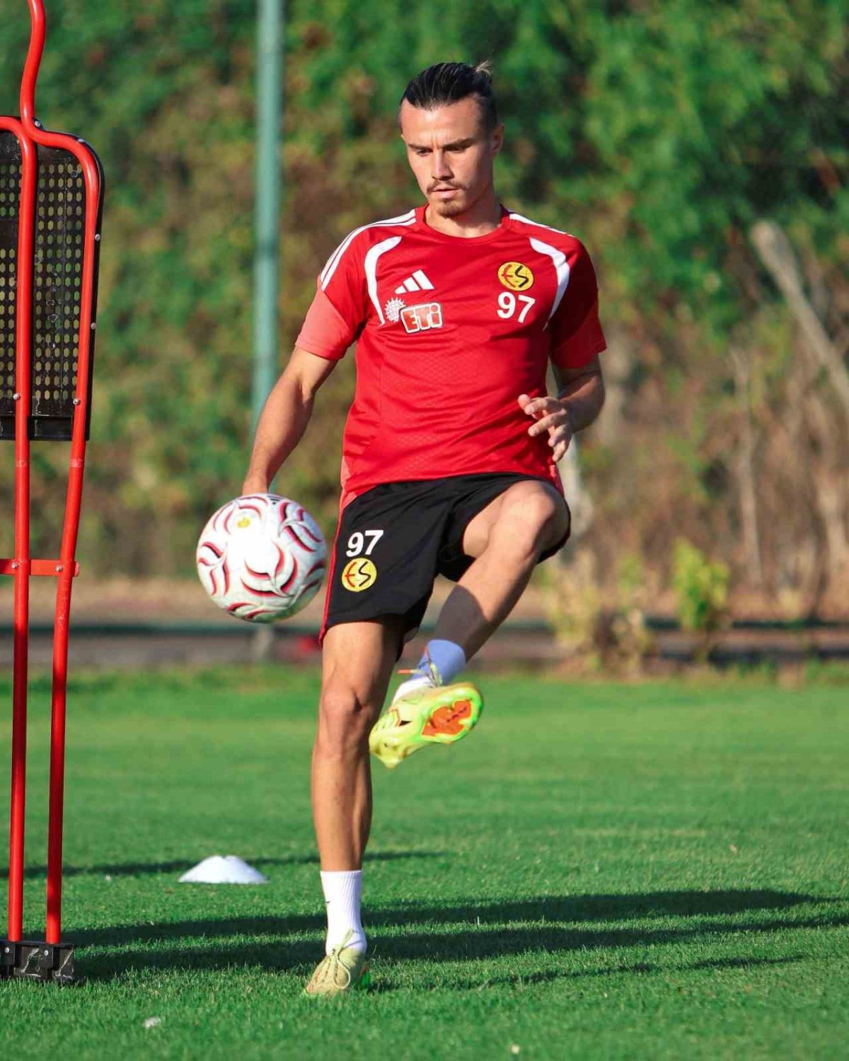 Eskişehirspor, sezonun ilk maçına hazırlanıyor - Foto 4