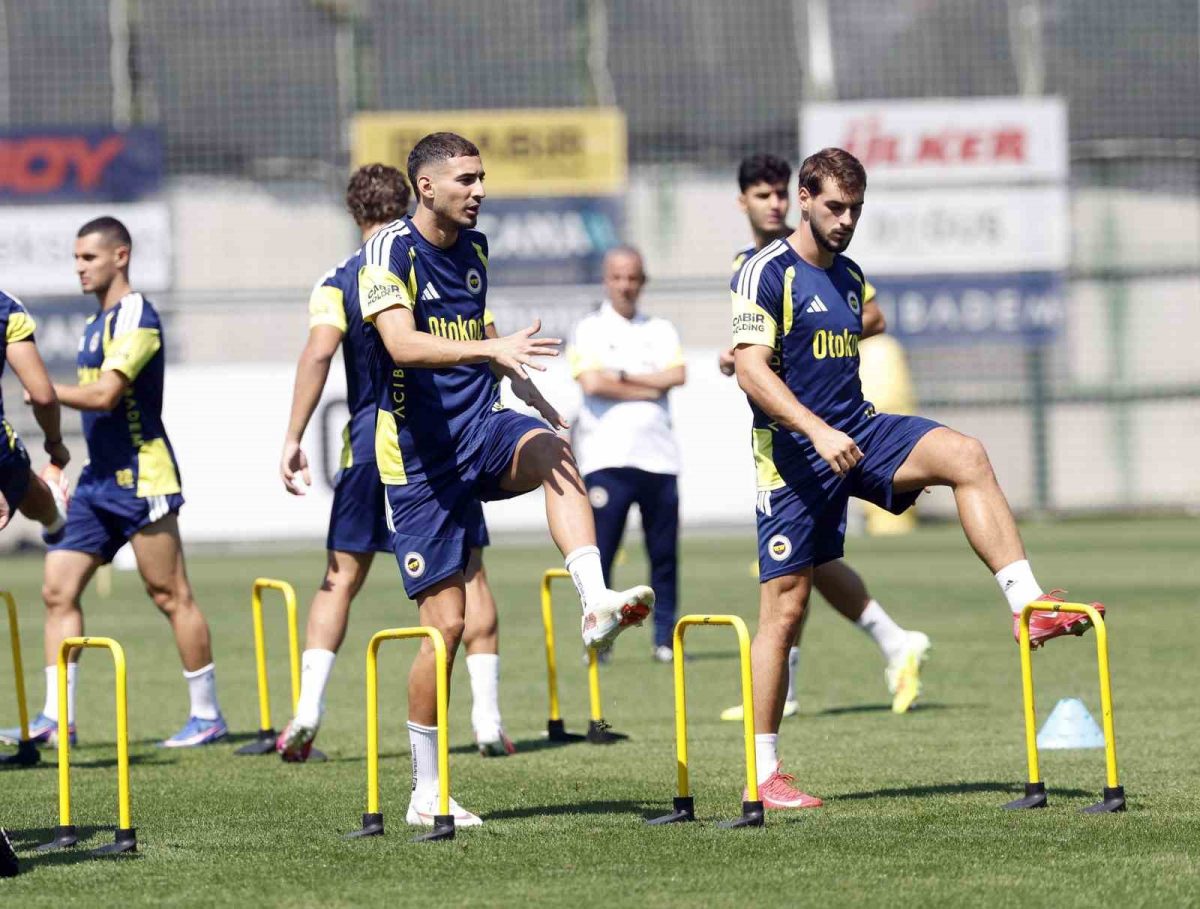 Fenerbahçe, Roma maçı hazırlıklarına başladı