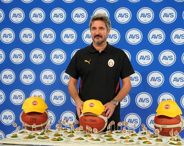 Gianmarco Pozzecco: "Basketbol Şampiyonlar Ligi’ni kazanmak ve Türkiye Ligi’nde belli bir noktada olmayı çok istiyorum"