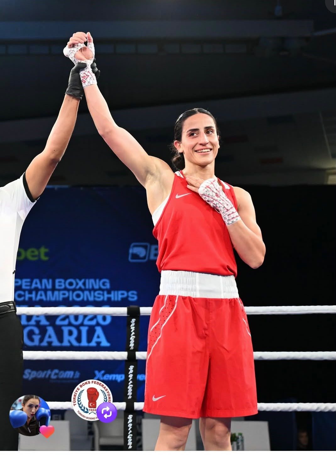 Gizem Özer yarı finale yükseldi