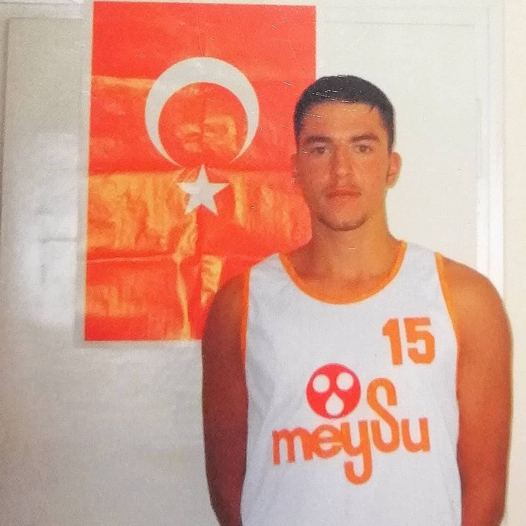 Hasan Aksoyak, basketbolda 40. aktif sezonuna çıktı