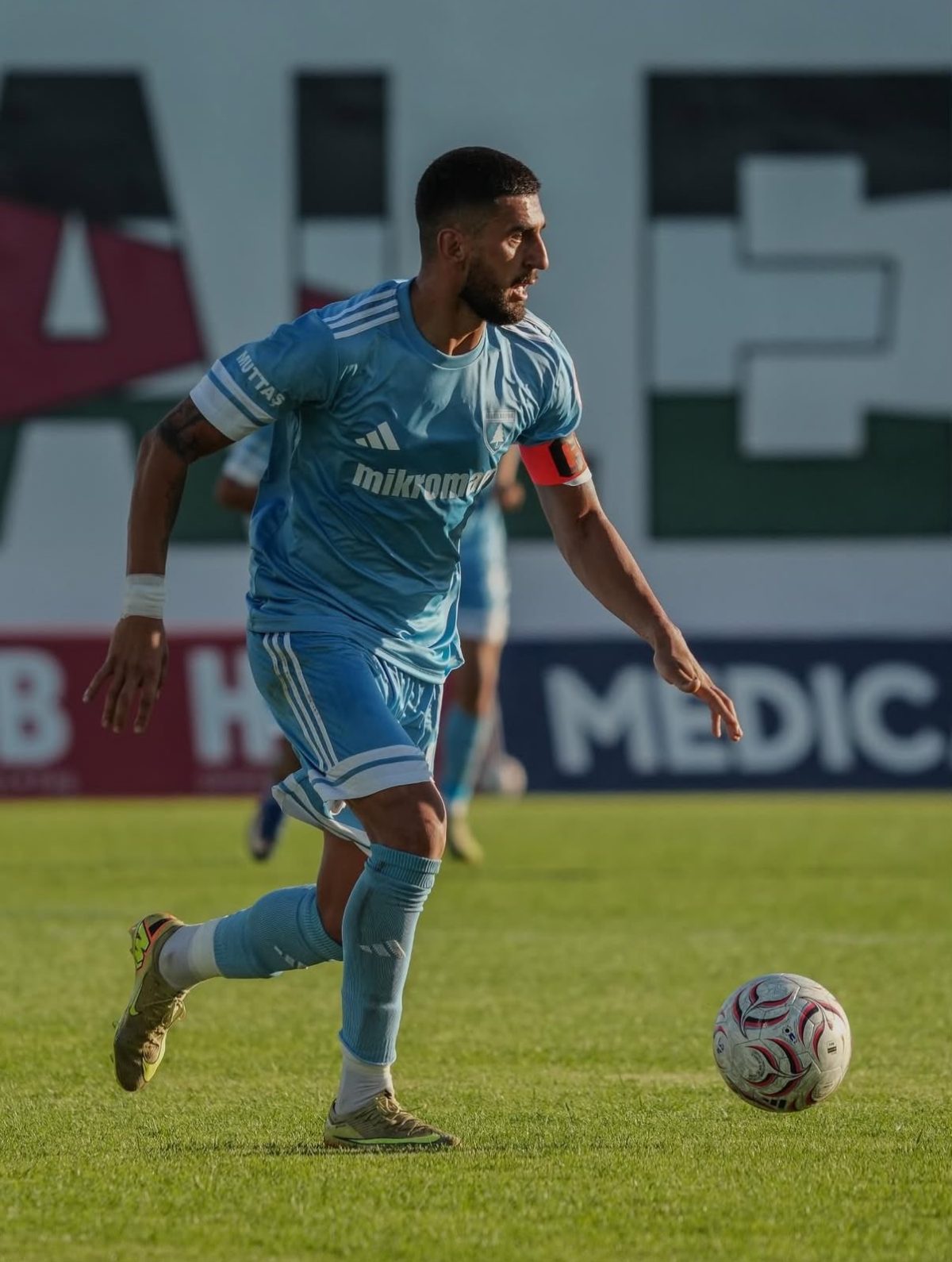 İlk yabancı kaptan Daniel Avramovski Muğlaspor tarihine geçti - Foto 2