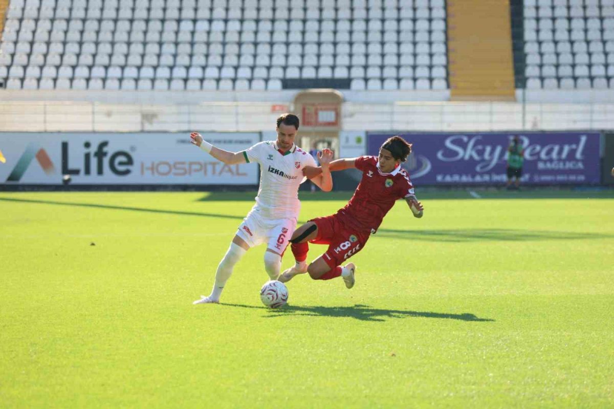 Karşıyaka, 5 sezon sonra lige mağlubiyetle başladı
