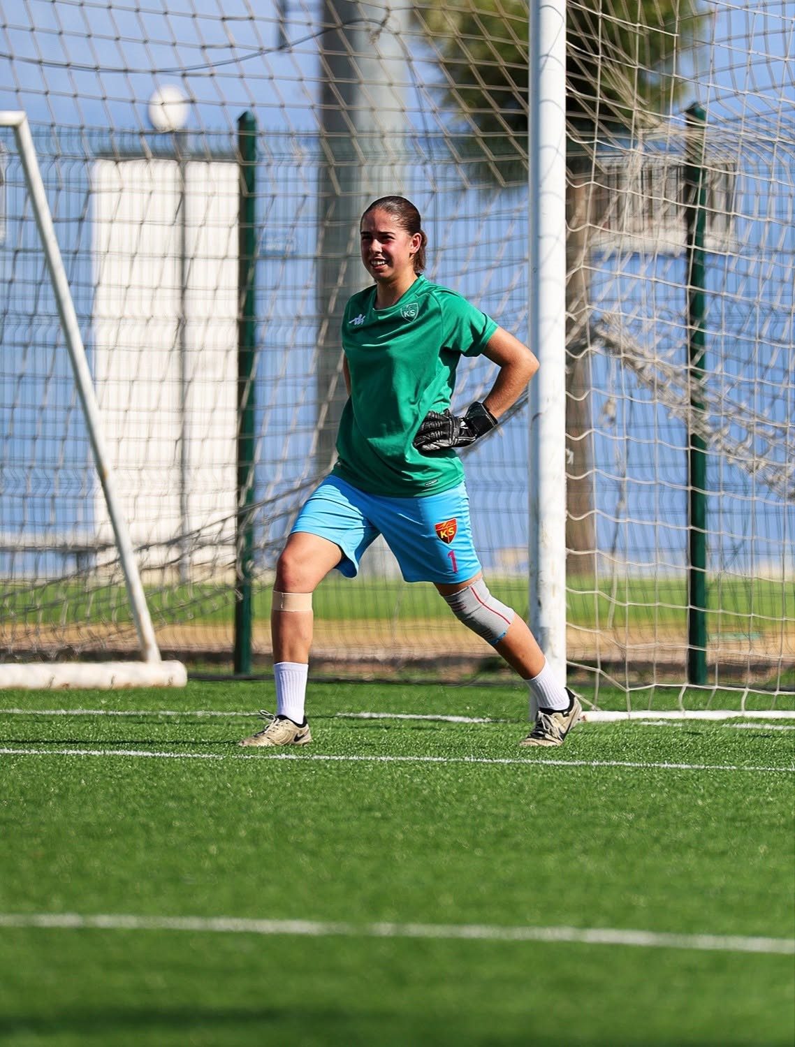 Kayseri Kadın Futbol Kulübü’nde Yağmur Karademir ile yollar ayrıldı - Foto 2