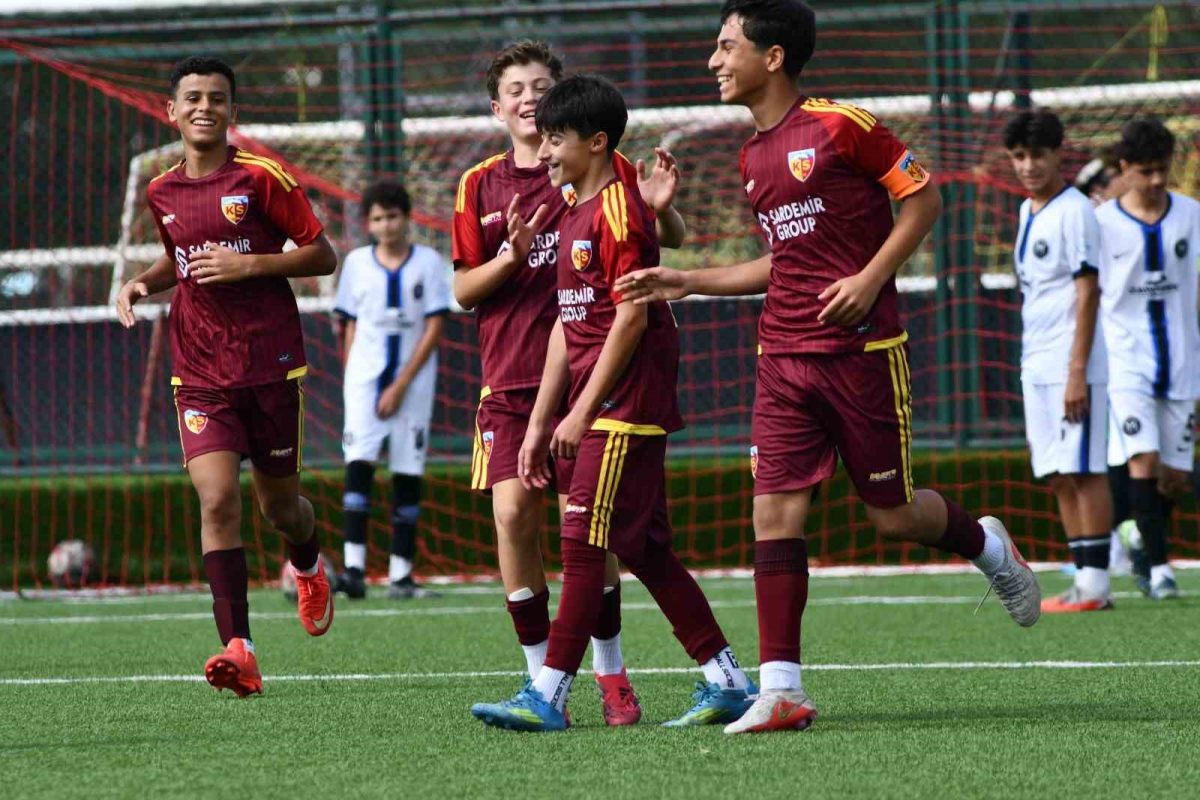 Kayserispor U14 takımı 2’de 2 yaptı