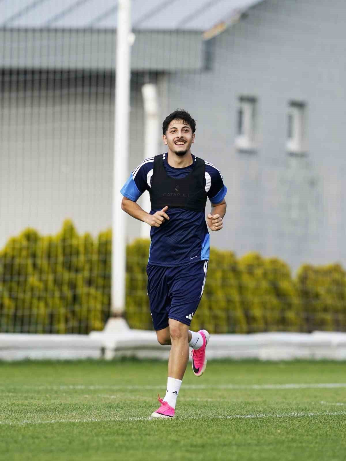 Kayserispor’dan 20 futbolcu ayrıldı
