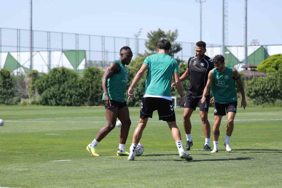 Konyaspor, Erzurumspor FK maçı hazırlıklarını tamamladı