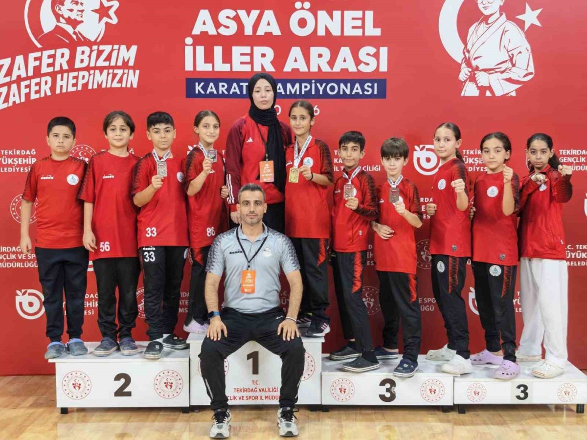 Körfez Gençlerbirliği, Tekirdağ’daki karate şampiyonasından 10 madalyayla döndü