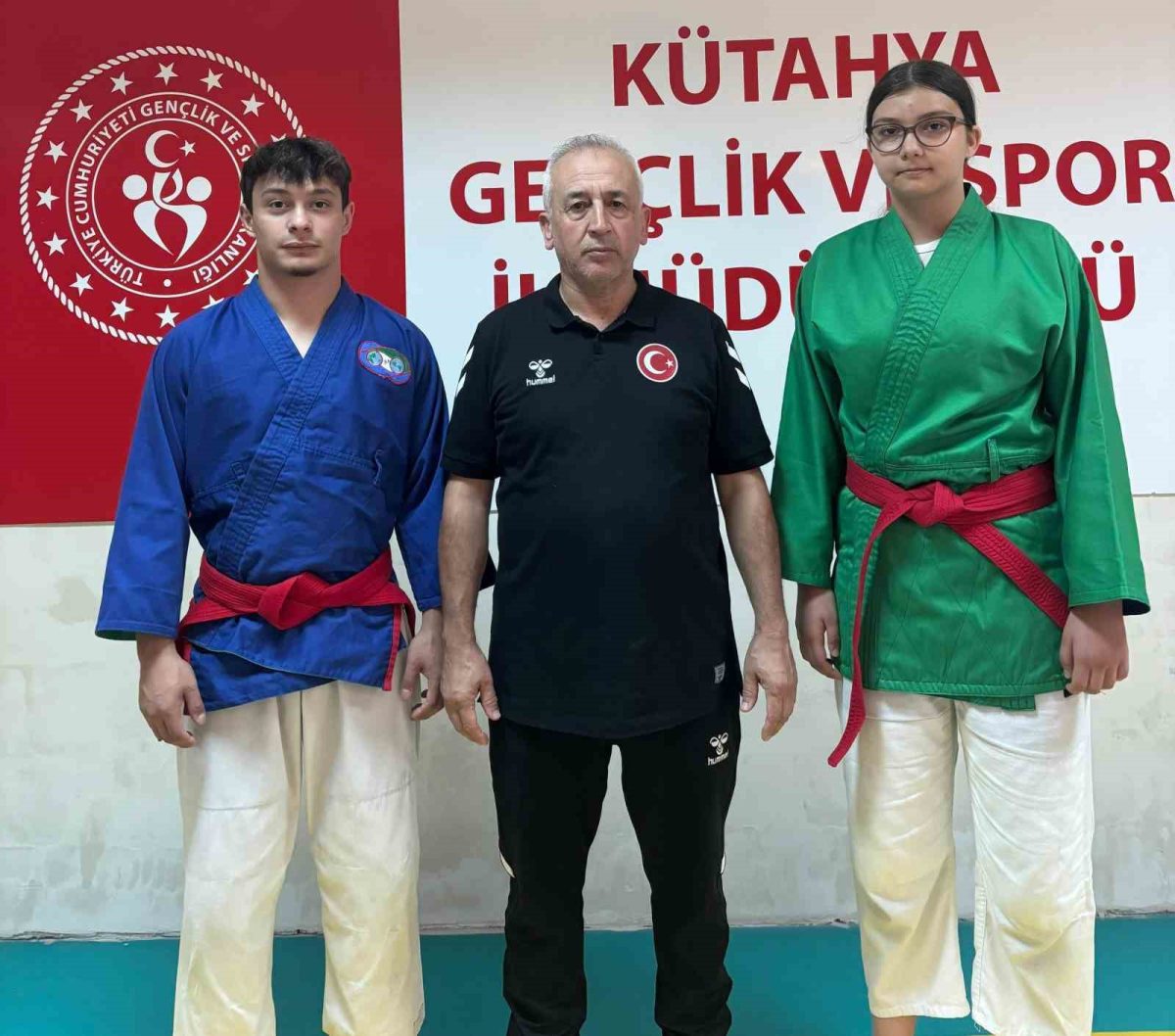 Kütahyalı iki sporcu Avrupa Kuraş Şampiyonası’nda Türkiye için mücadele edecek - Foto 2
