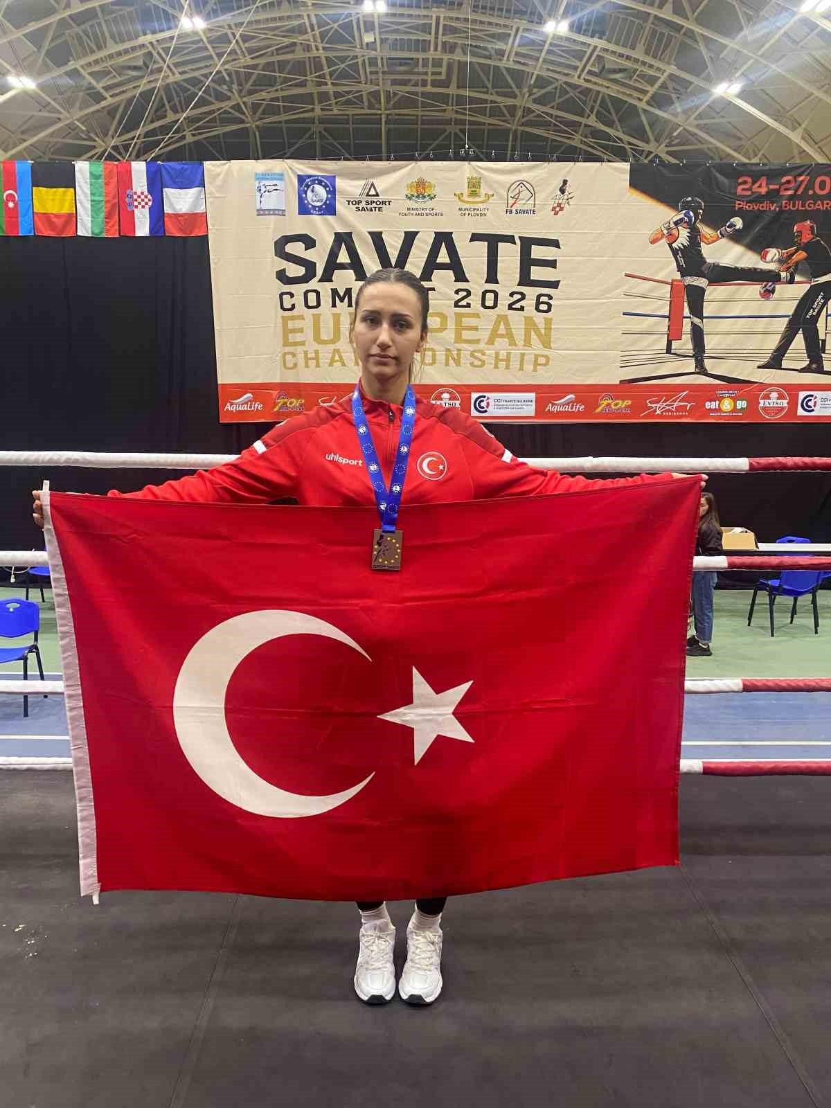 Kütahyalı sporcu Elif Kaya Avrupa ikincisi oldu