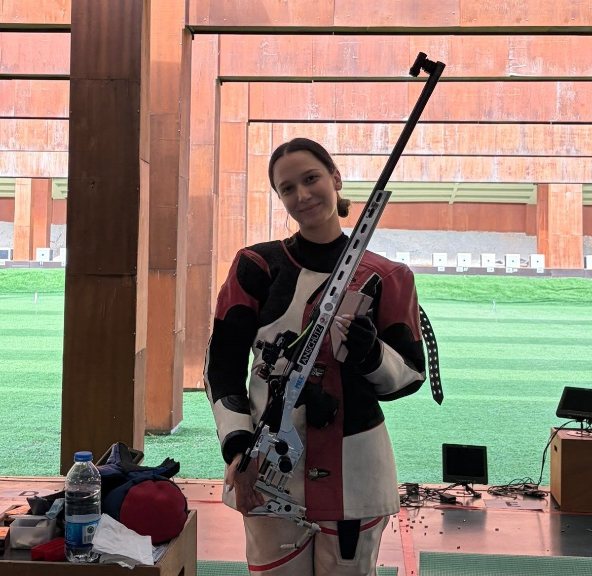 Manisalı milli sporcu Denktaş’tan rekor üstü atış - Foto 3