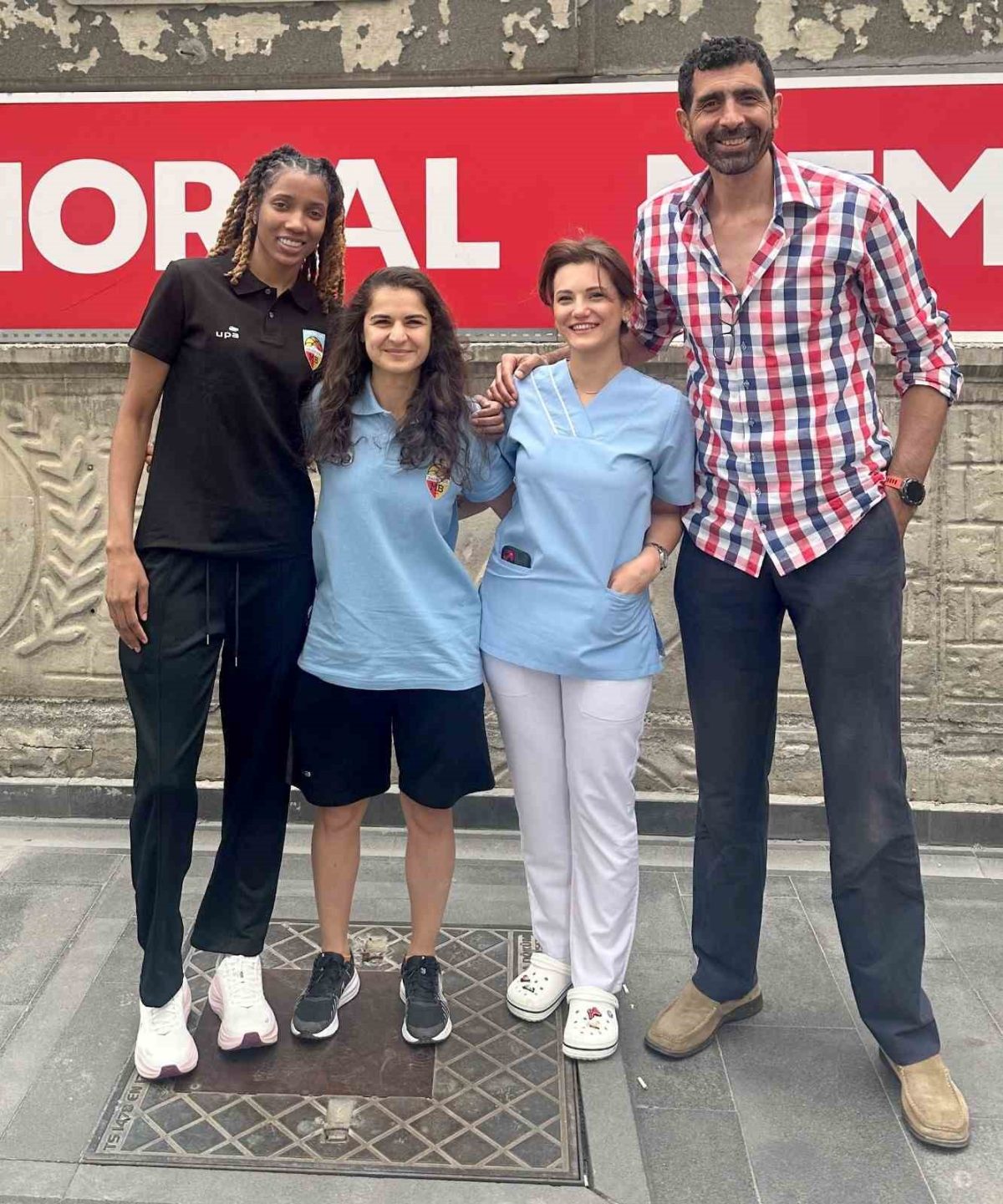Melikgazi Kayseri Basketbol’da Morgan Jones sağlık kontrolünden geçti