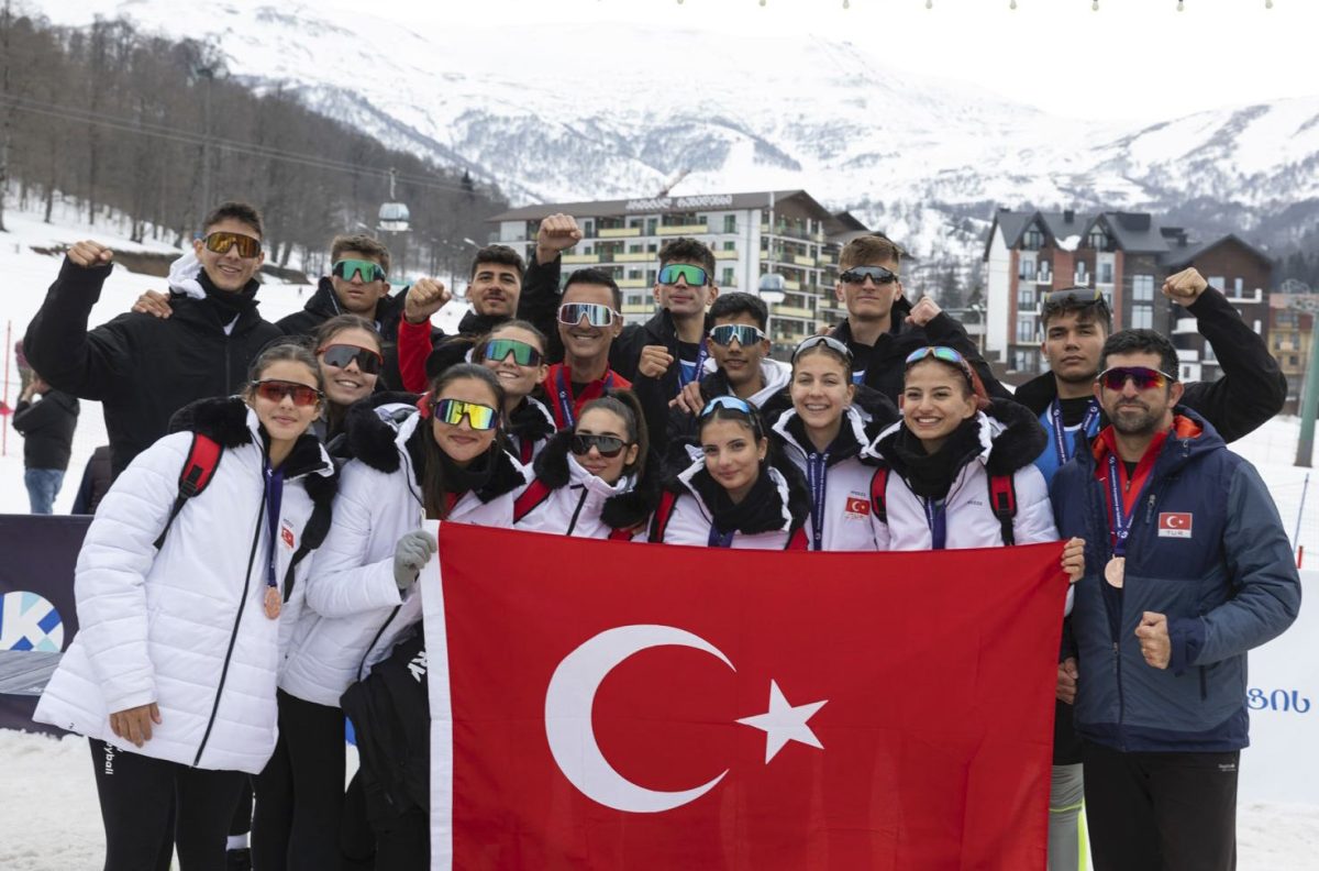 Mersin’de voleybol kursunda keşfedildi, milli takıma kadar yükseldi - Foto 2