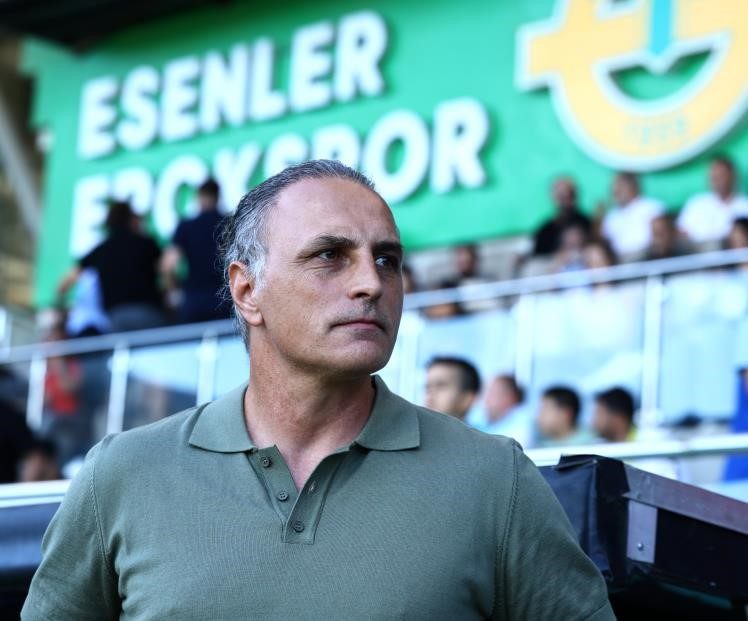 Mustafa Gürsel: "Takım olma olgusunu daha oturtamadık"