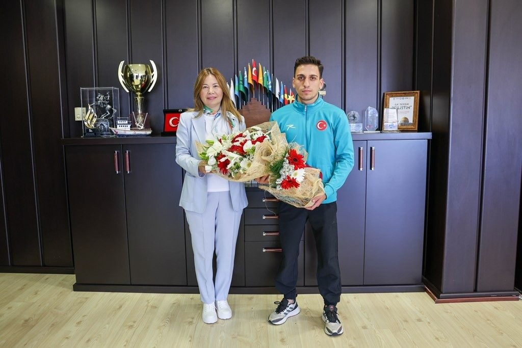 OMÜ öğrencilerinden 12 altın, 8 gümüş ve 18 bronz madalya - Foto 2