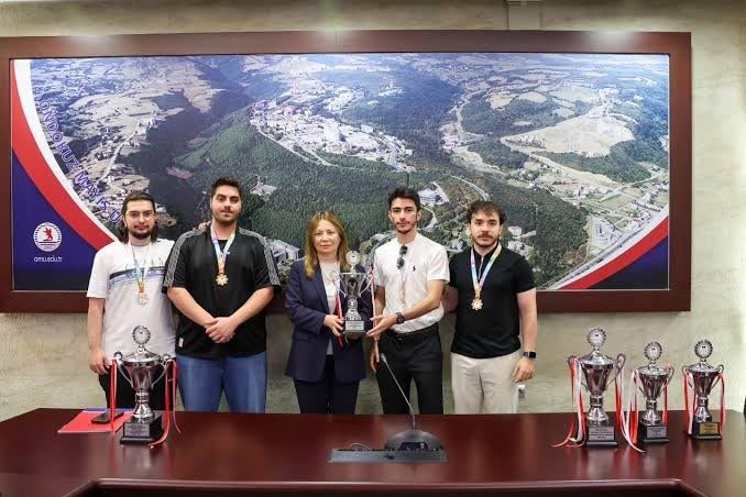 OMÜ öğrencilerinden 12 altın, 8 gümüş ve 18 bronz madalya - Foto 5