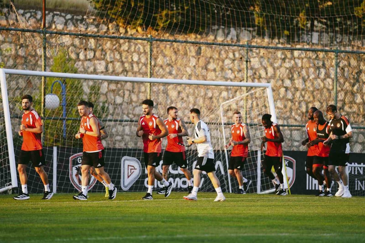 Orhan Ak: "Fenerbahçe maçını kazanmak istiyoruz" - Foto 3