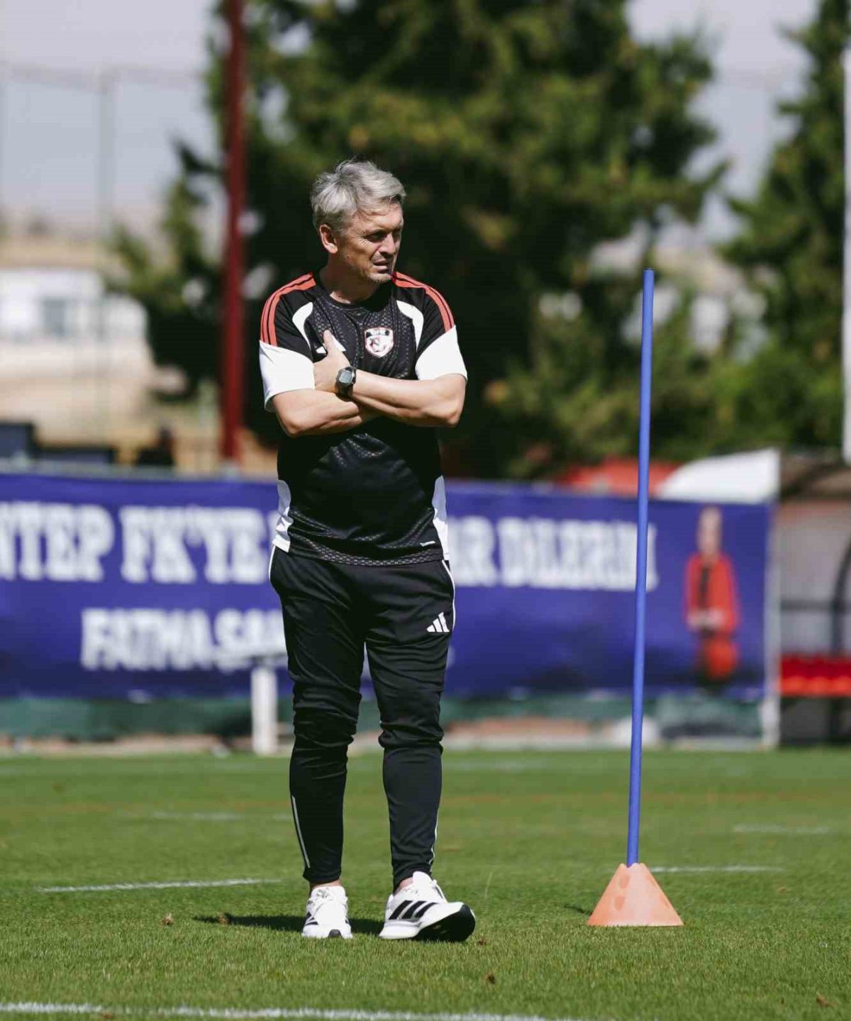 Orhan Ak: "Kocaelispor maçından puan ya da puanlar alıp milli araya moralli girmek istiyoruz" - Foto 4