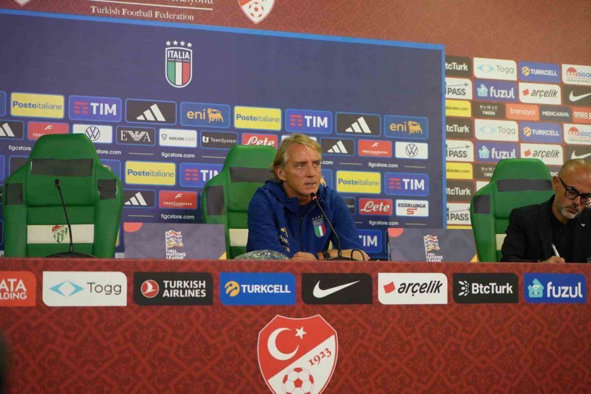 Roberto Mancini: "Türkiye çok iyi bir takım, yarın iyi bir mücadele olacak" - Foto 2