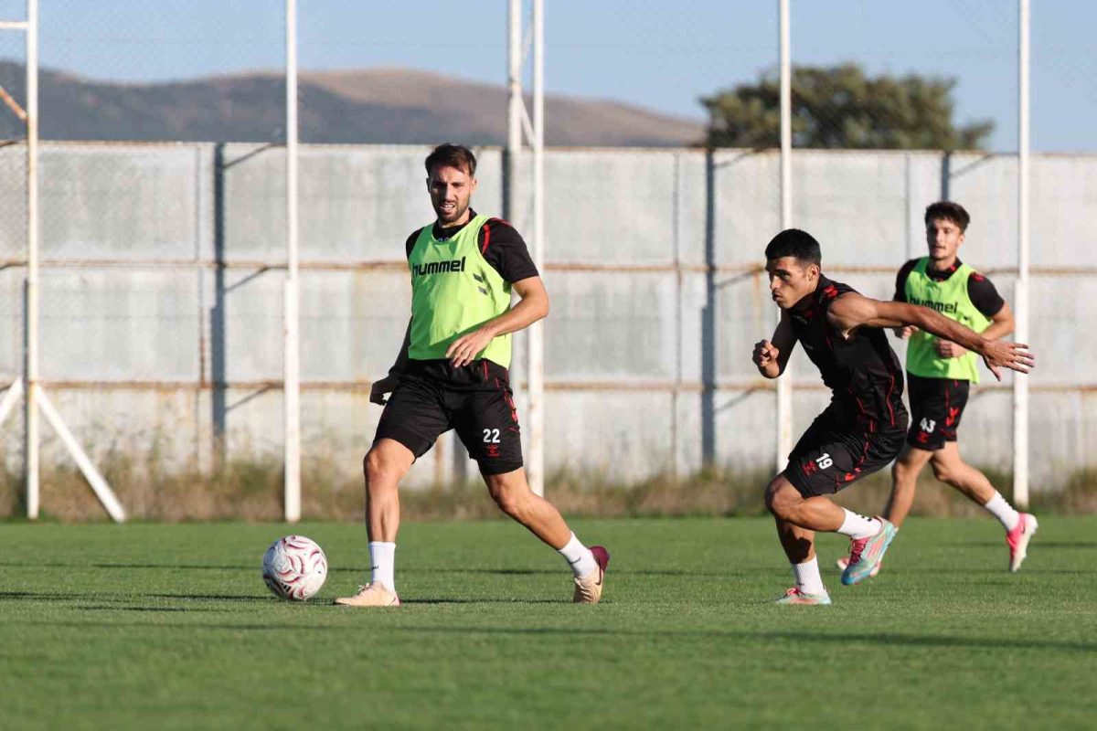Sivasspor’da Antalyaspor maçının hazırlıkları başladı - Foto 4