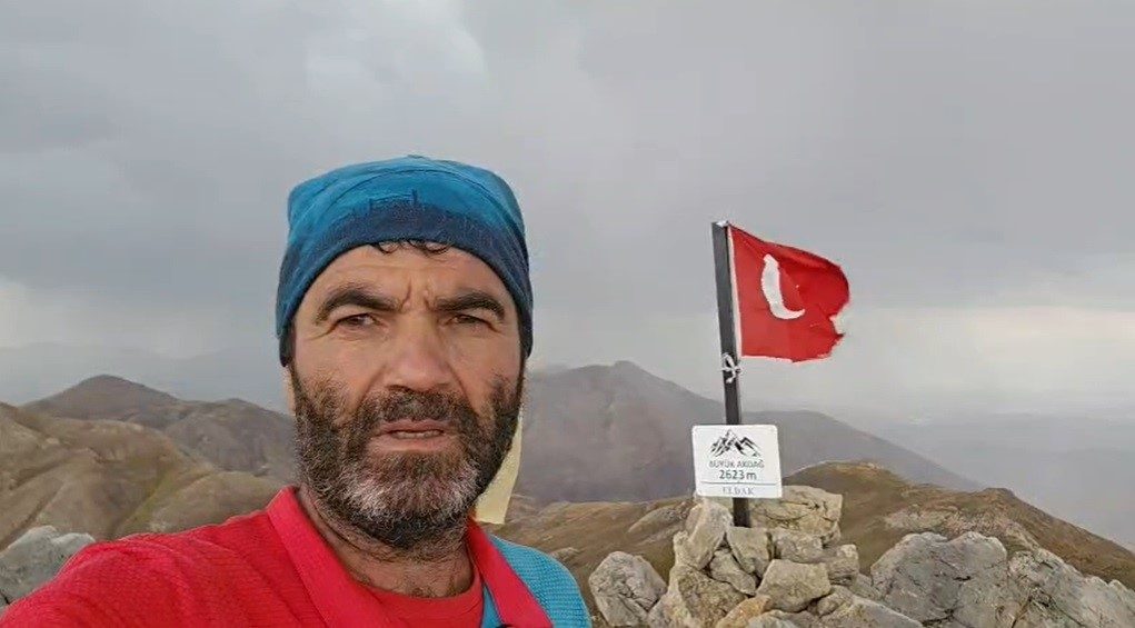 Sporcu Aktürk’ten Akdağ’a solo tırmanış - Foto 3