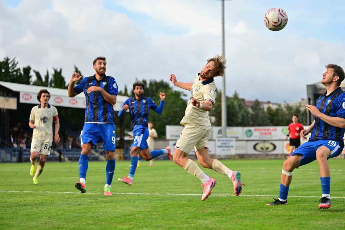 TFF 2. Lig: Karacabey Belediyespor: 1 - MKE Ankaragücü: 4 - Foto 3