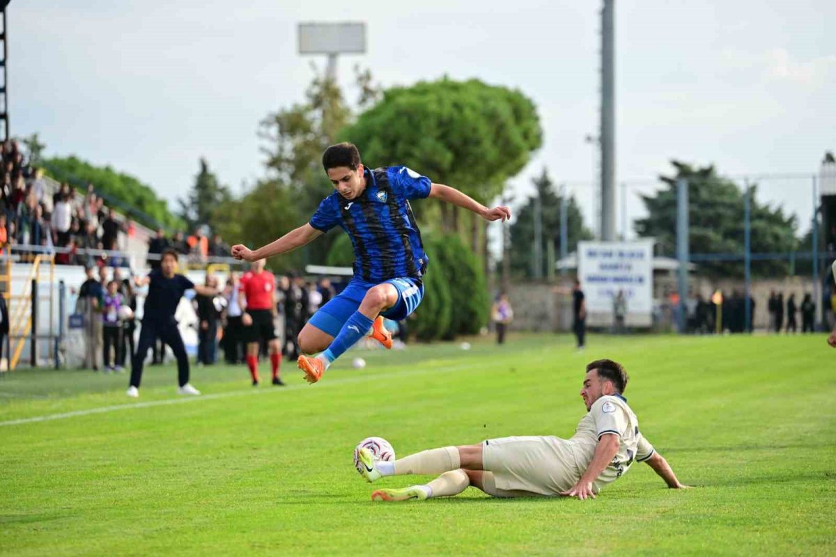 TFF 2. Lig: Karacabey Belediyespor: 1 - MKE Ankaragücü: 4 - Foto 7