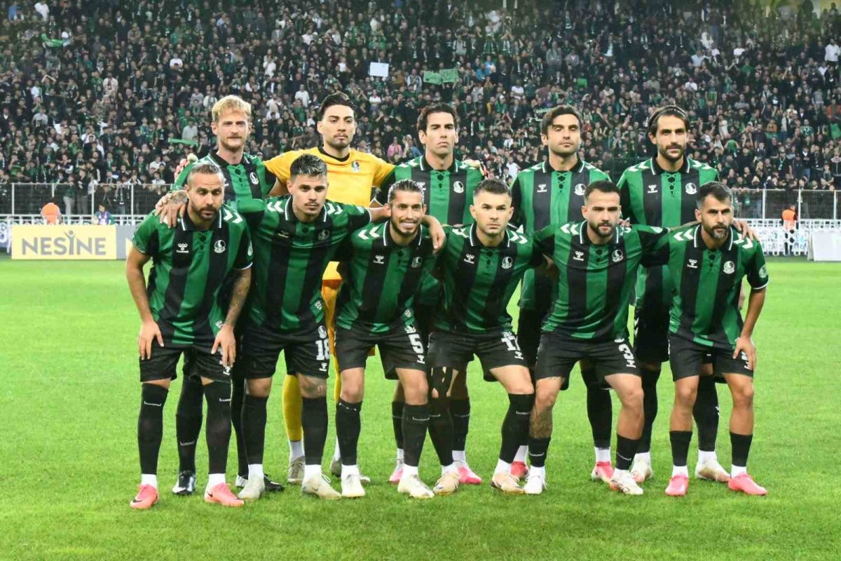 TFF 2. Lig: Sakaryaspor : 2 - Kütahya Futbol Spor Kulübü: 0 - Foto 6