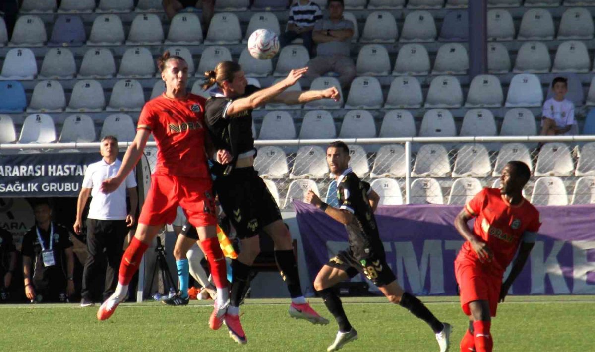 Trendyol 1. Lig: Iğdır FK: 4 - Manisa FK: 2 - Foto 4