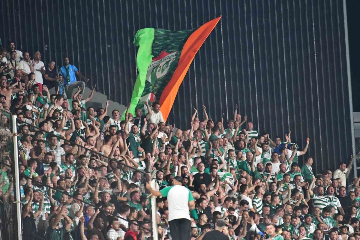 Trendyol 1. Lig: Manisa FK: 1 - Bursaspor: 2 - Foto 5