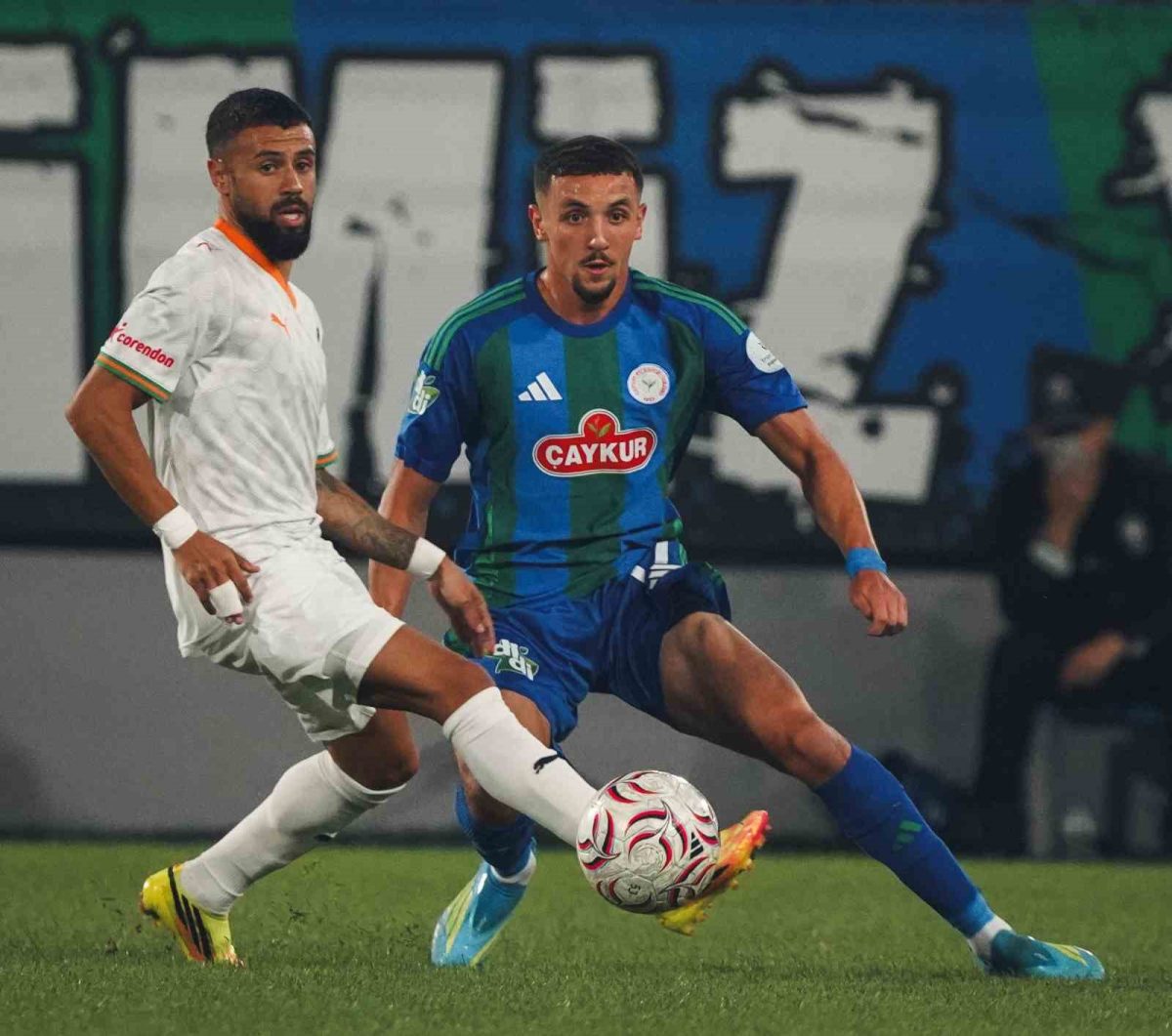 Trendyol Süper Lig: Çaykur Rizespor: 0 - Alanyaspor: 0 (İlk yarı) - Foto 8