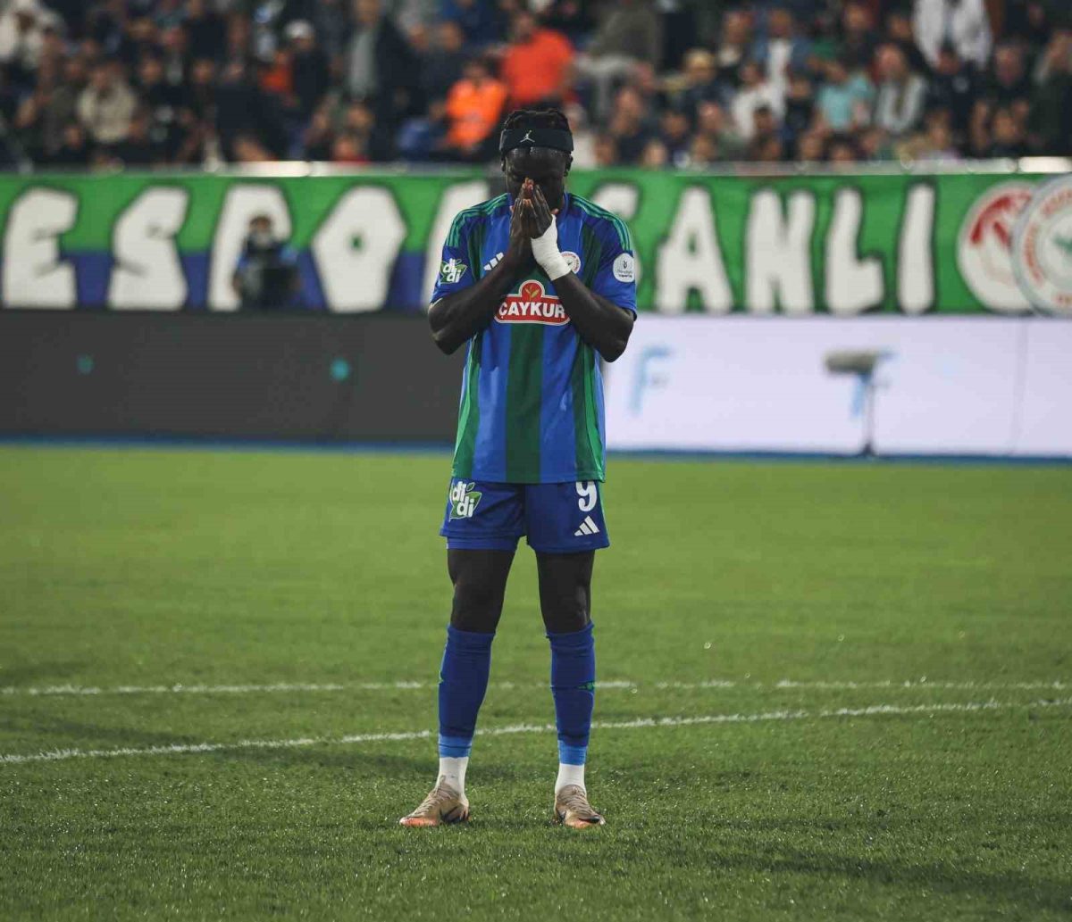 Trendyol Süper Lig: Çaykur Rizespor: 0 - Alanyaspor: 1 (Maç sonucu) - Foto 4