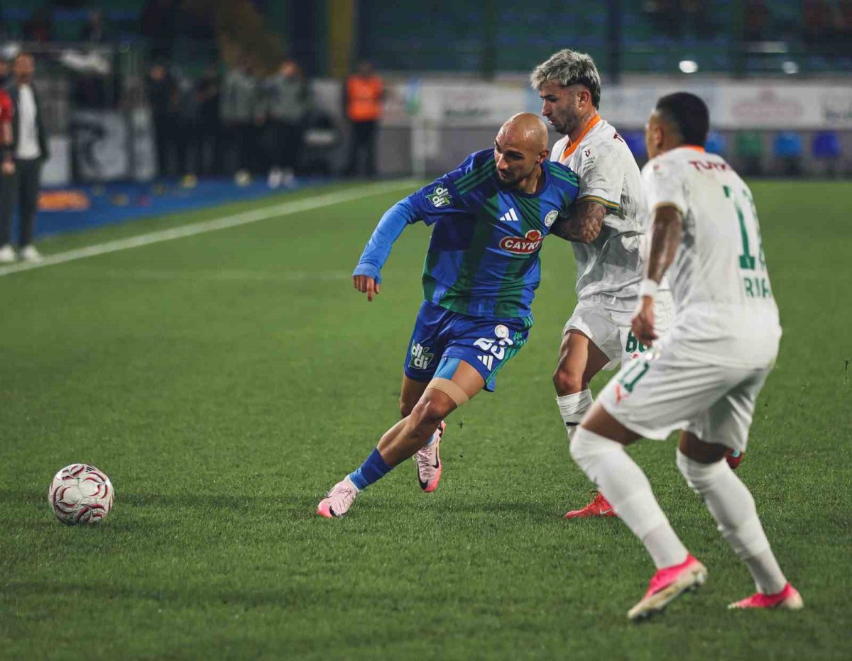 Trendyol Süper Lig: Çaykur Rizespor: 0 - Alanyaspor: 1 (Maç sonucu) - Foto 5