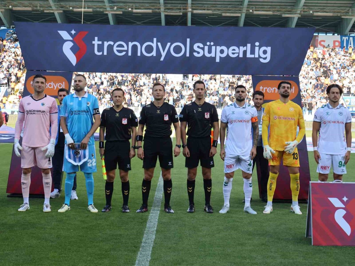 Trendyol Süper Lig: Erzurumspor FK: 1 - Konyaspor: 0 (İlk yarı)