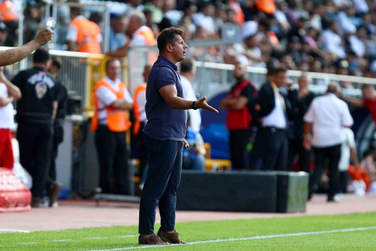 Trendyol Süper Lig: Kasımpaşa: 1 - Amed Sportif Faaliyetler: 0 (İlk yarı) - Foto 6