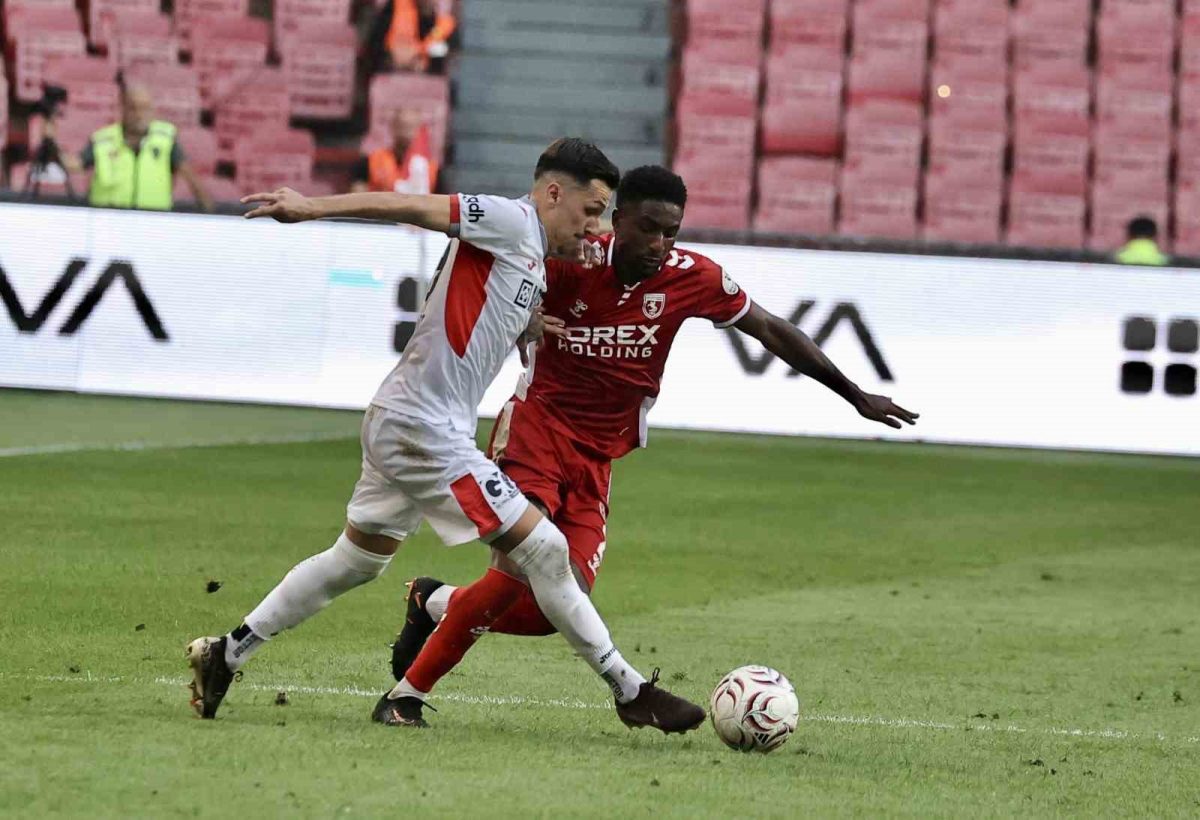 Trendyol Süper Lig: Samsunspor: 1 - Çorum FK: 5 (Maç sonucu) - Foto 6