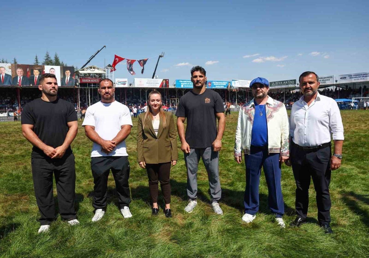 Türk’ün ilk er meydanı Elmalı’da dostluk kazandı