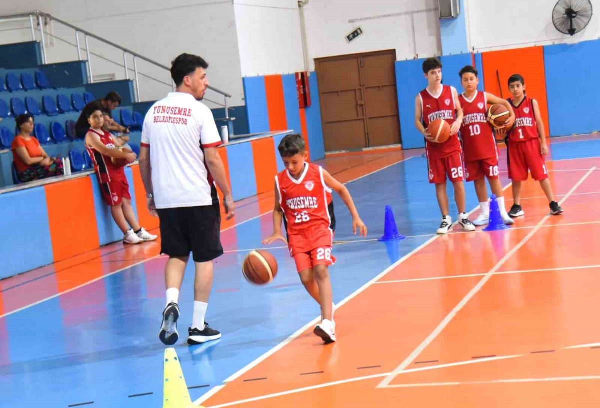 Yunusemre’de kış spor okulları kayıtları başladı - Foto 4