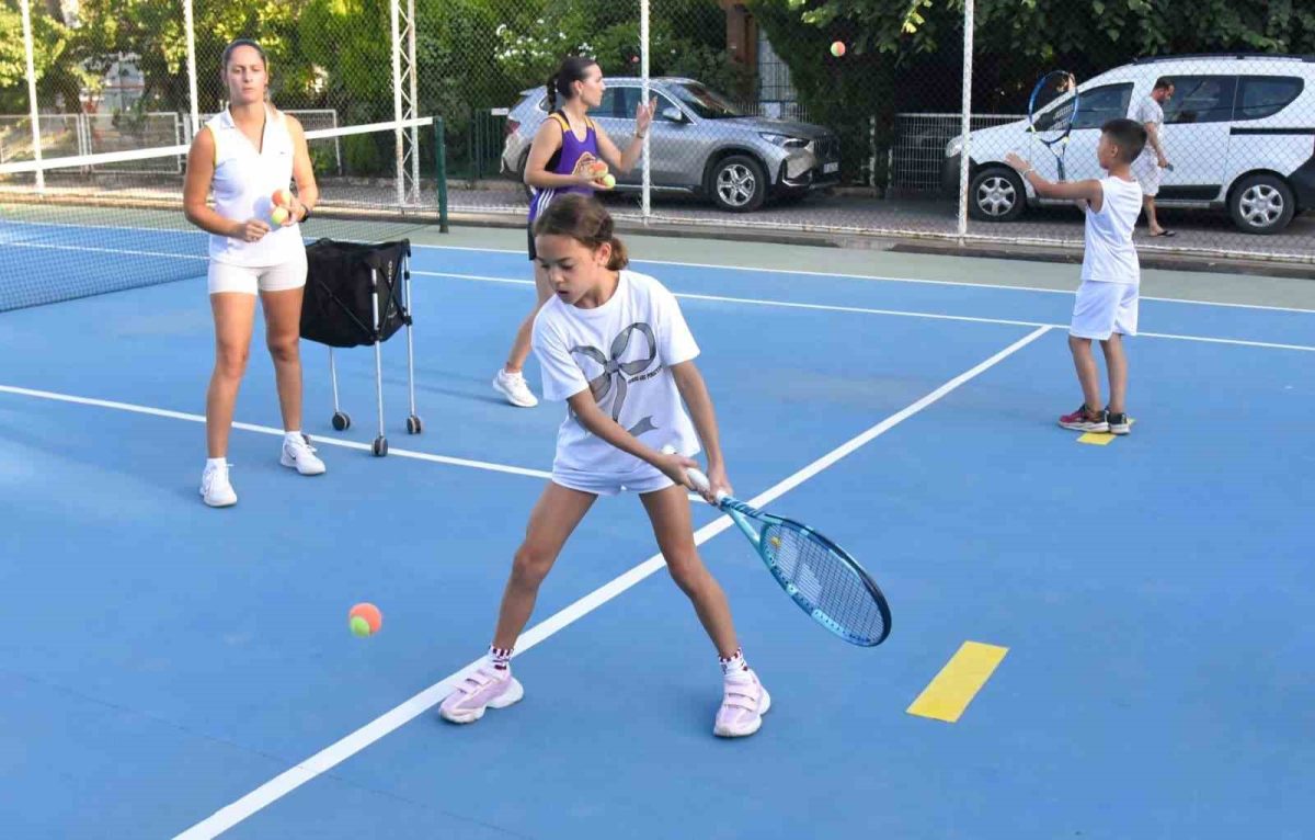 Yunusemre’de kış spor okulları kayıtları başladı