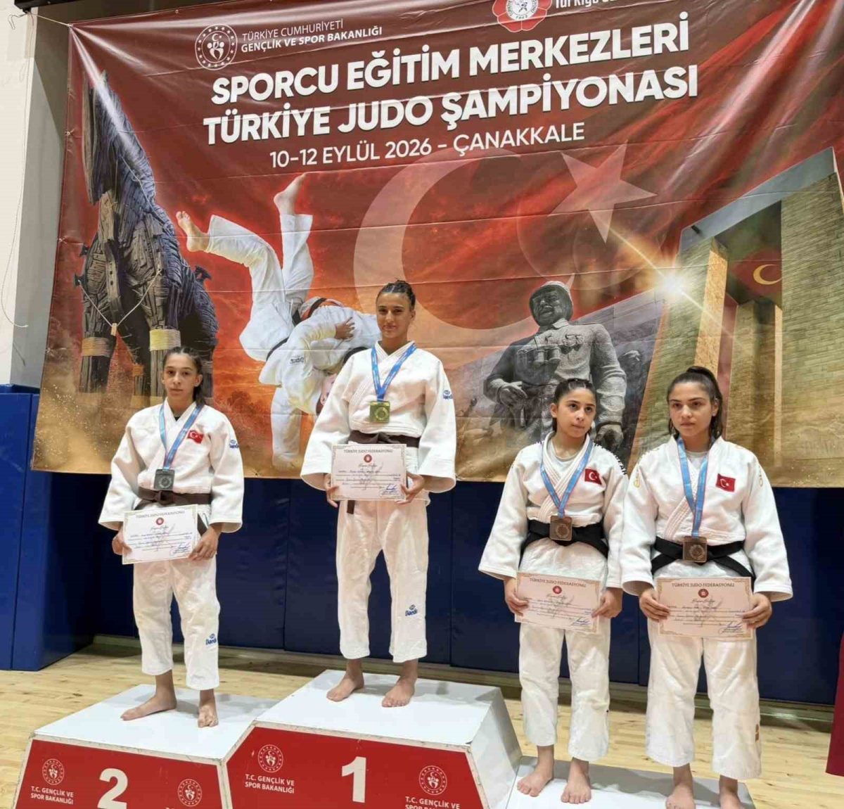 Yunusemre’nin judocularından çifte Türkiye Şampiyonluğu - Foto 2