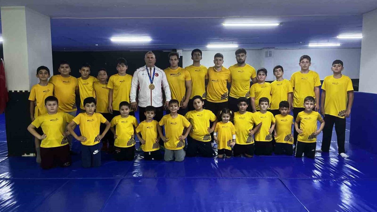 50 yaşında dünya şampiyonu oldu, hedefini üçüncü altın olarak belirledi - Foto 5